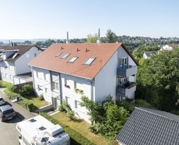 FRISCH MODERNISIERT - SOFORT EINZIEHEN 2,5-Zimmer-Wohnung mit Gemeinschaftsgarten